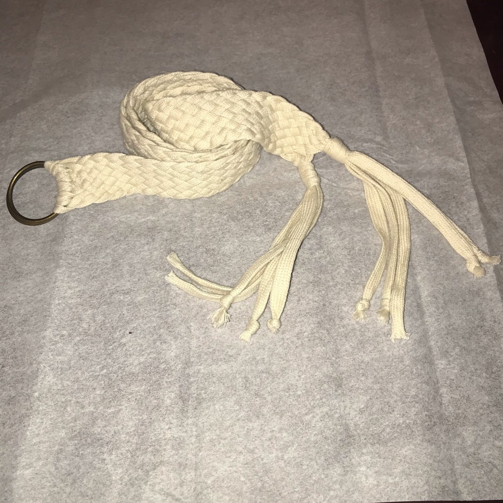 Cream colored woven fabric belt size 26W